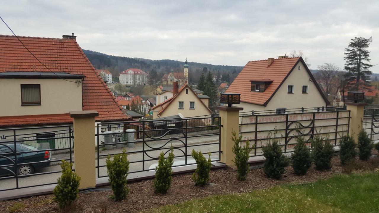 Apartament Z Widokiem-Blizej Zdroju Polanica-Zdrój Eksteriør billede
